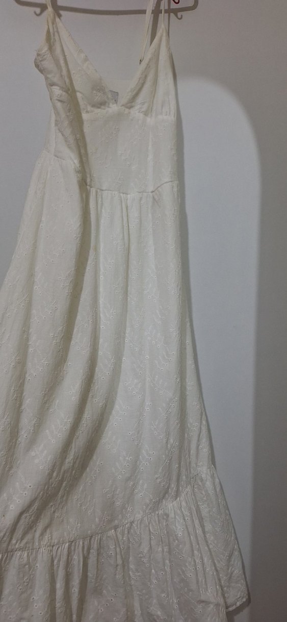 Nakışlı Beyaz elbise - Görsel 3