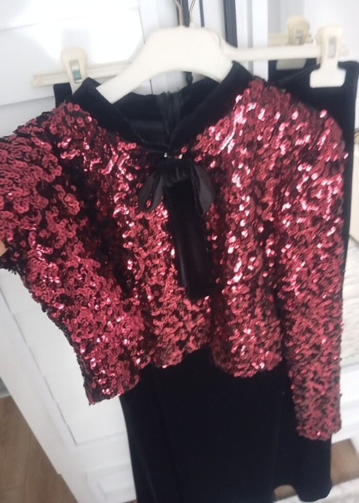 Payetlı kadıfe eteklı abıye - Görsel 3