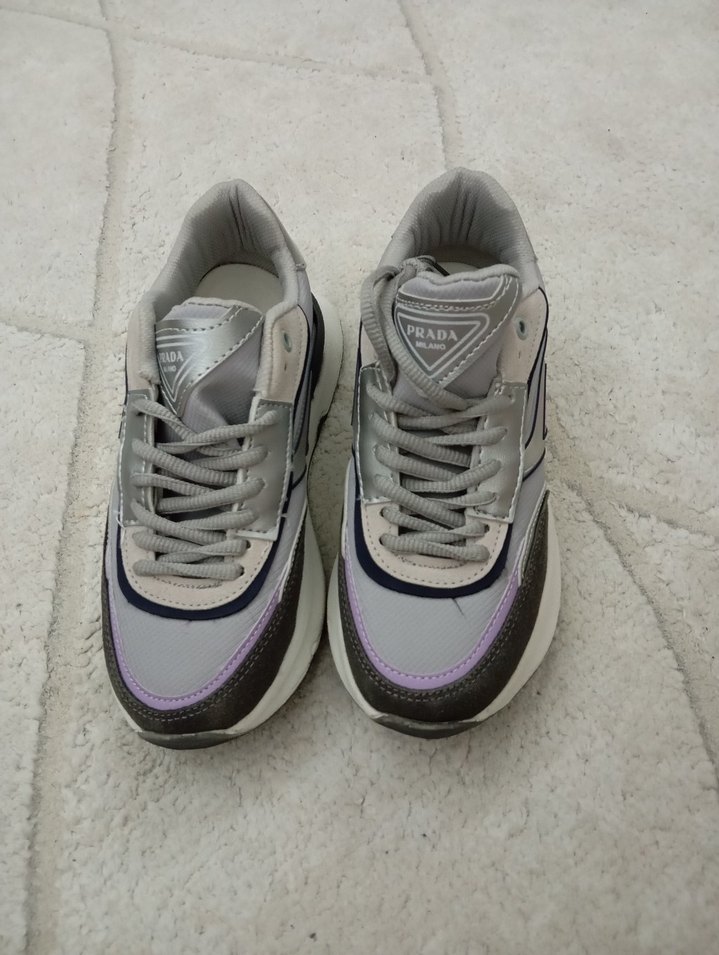 Gri Prada Bağcıklı Kadın Spor Ayakkabı - Görsel 2