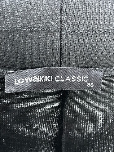 36 Beden siyah Renk LC Waikiki Düz Kesim %70 İndirimli.