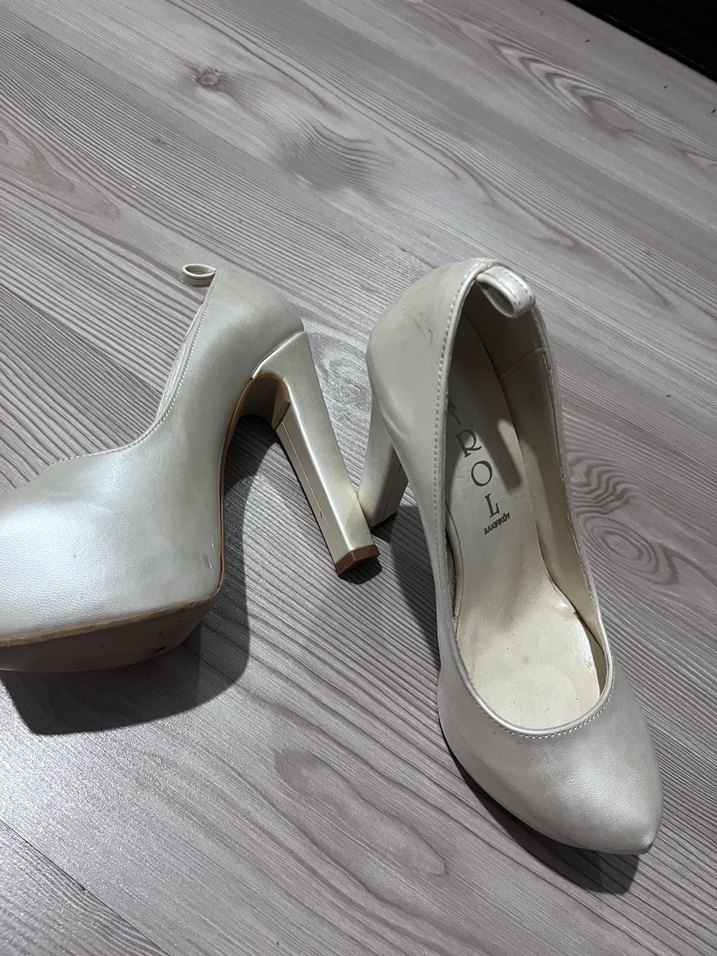 Diger Beyaz Platform Topuklu Kadın Ayakkabı - Görsel 3