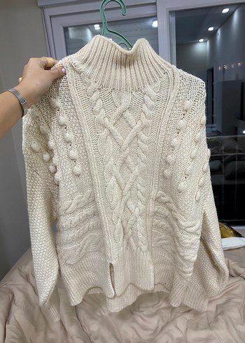 ZARA marka Bohem Tarzı Beyaz Boğazlı Örgü Kazak
