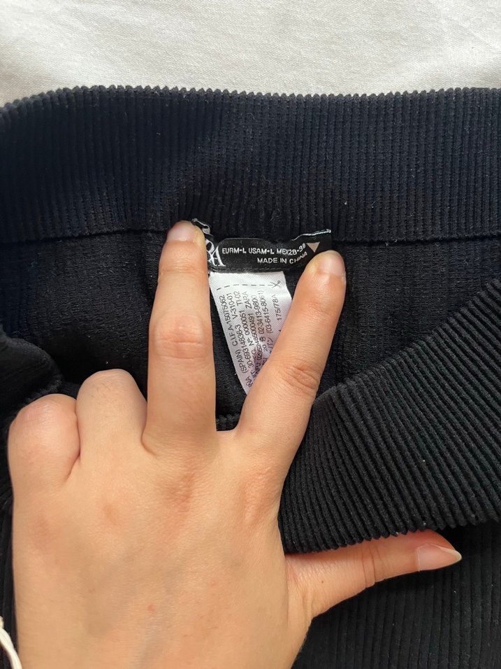 Siyah Kadın Spor Midi Tayt - Görsel 2