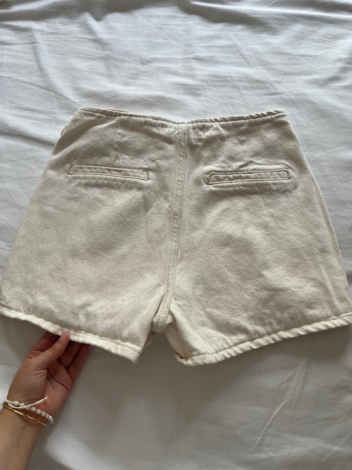 Zara Beyaz Pamuklu Mini Şort - Görsel 2