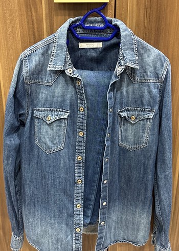 Düğmeli Mavi Kadın Denim Gömlek