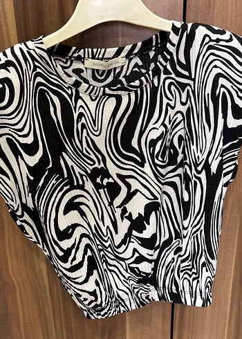 36 Beden Zebra Desenli vatkalı Kadın Bluz