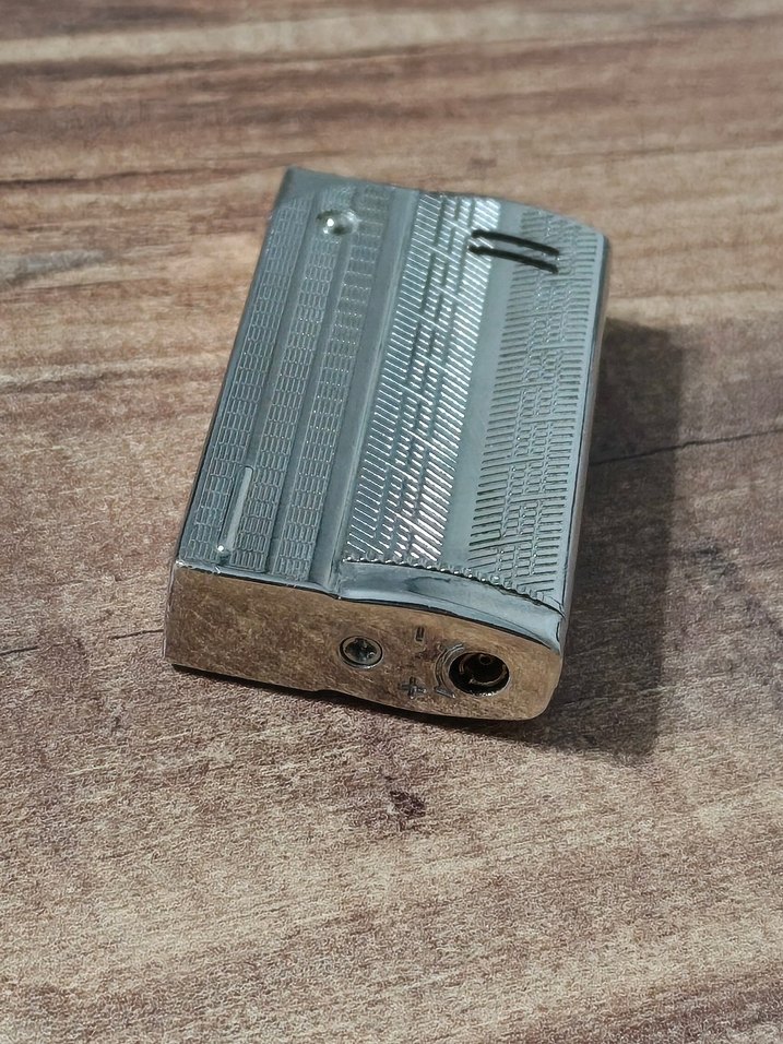 Eski Muhtar Cakmağı Ve Sigara Tabakası - Görsel 4