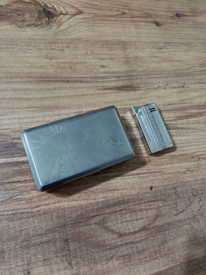 Eski Muhtar Cakmağı Ve Sigara Tabakası - Görsel 2