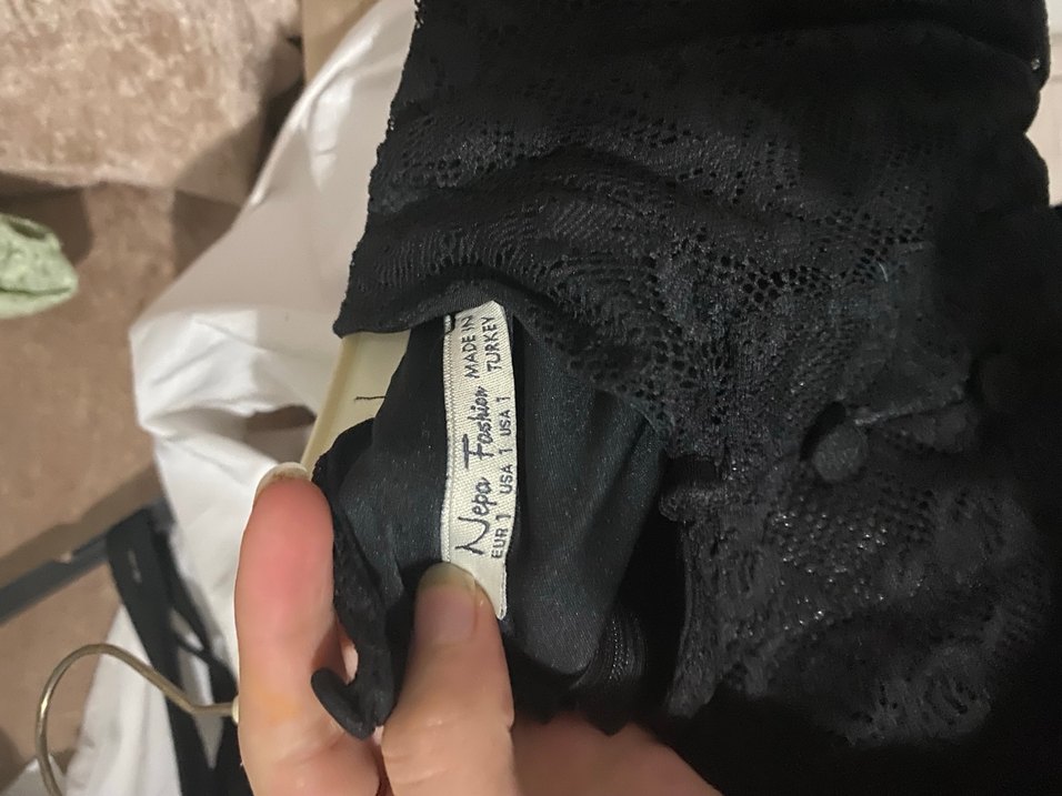 Uzun Siyah Dantelli Gotik Kadın Elbise - Görsel 2