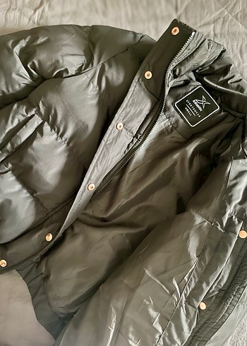 Düğmeli Siyah Midi Kadın Ceket - Görsel 4