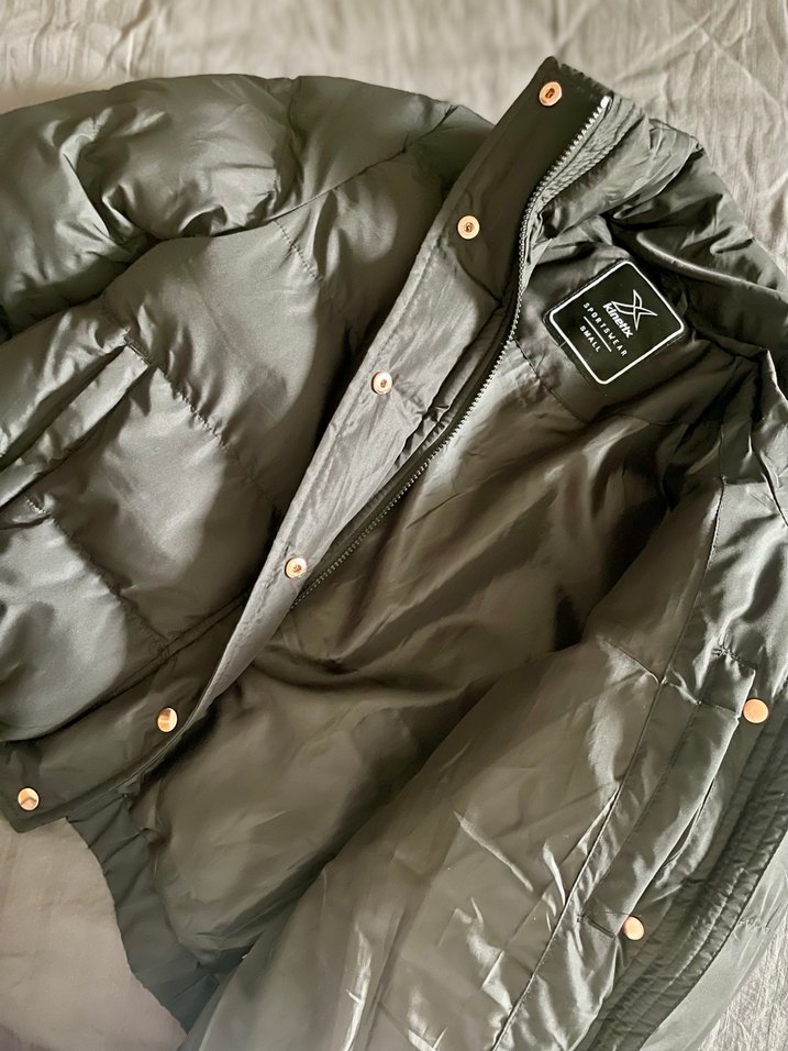 Düğmeli Siyah Midi Kadın Ceket - Görsel 4