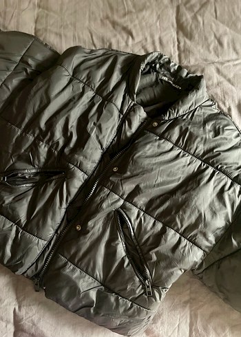 Kadın Siyah Kısa Fermuarlı Mont - Görsel 3