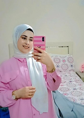 pembe gömlek