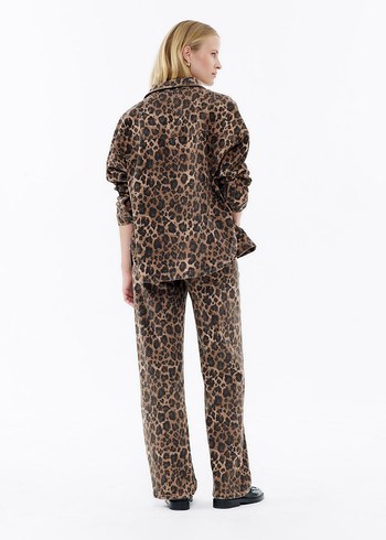 Blue Fire Co Leopar Desenli Ceket Dusti leo yurtdışı - Görsel 2