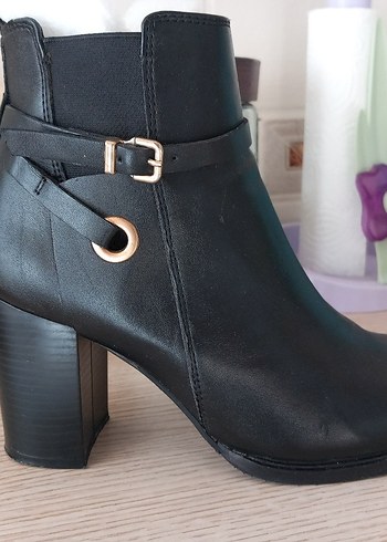 Derimod Siyah Deri Topuklu Bot - Görsel 6