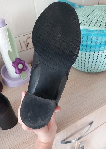 Derimod Siyah Deri Topuklu Bot - Görsel 3