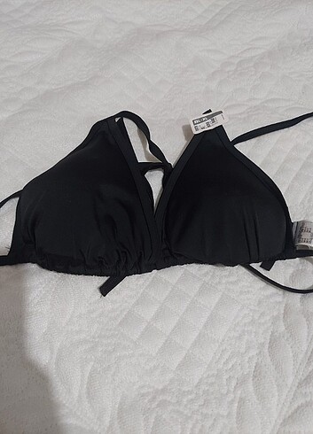 Bikini üstü sütyen 