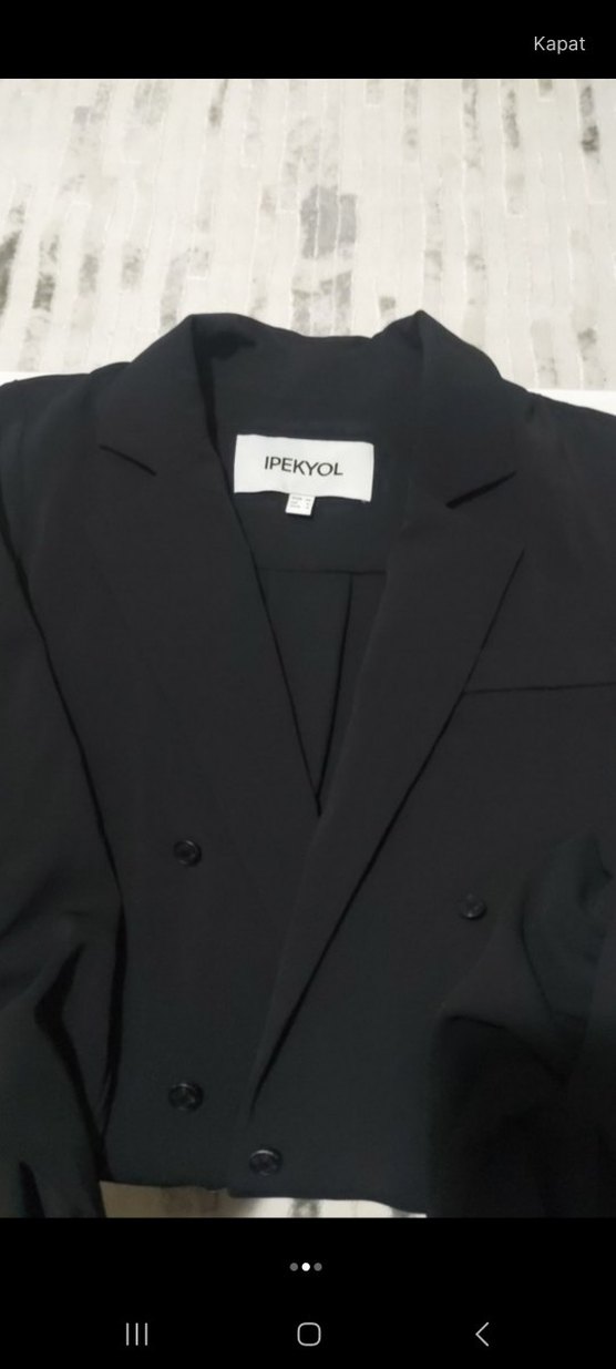 Kadın Siyah Düğmeli Midi Ceket - Görsel 2