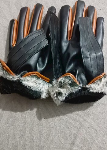 Kahverengi Detaylı Siyah Deri Eldiven - Görsel 2