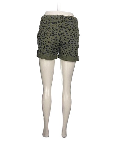 38 Beden H&M Mini Şort %70 İndirimli.