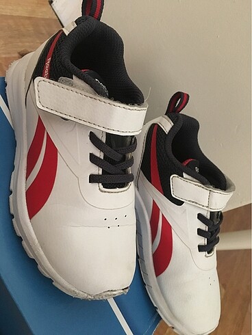 Reebok REEBOK ÇOCUK SPOR AYAKKABISI 26 NUMARA
