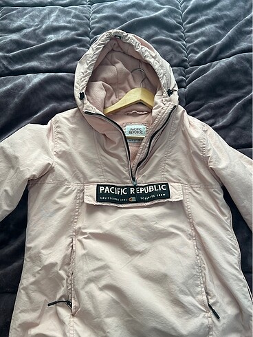 Pull bear kanguru mont