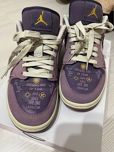 38 Beden mor Renk Nike Air Jordan 1 Low