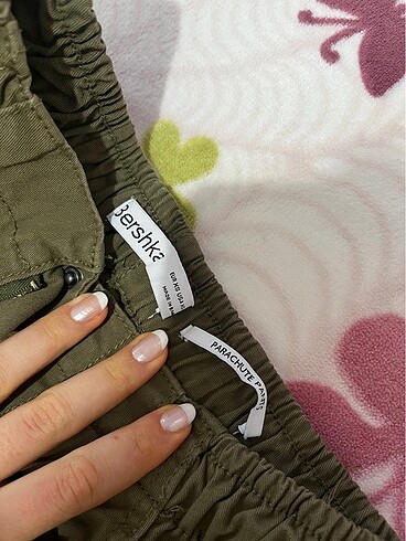 Bershka Bershka paraşüt pantolon