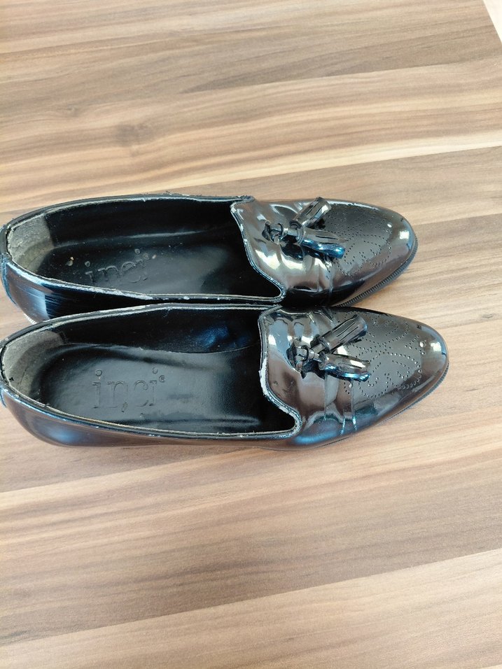 Parlak Siyah Tokalı Kız Loafer Ayakkabı - Görsel 2