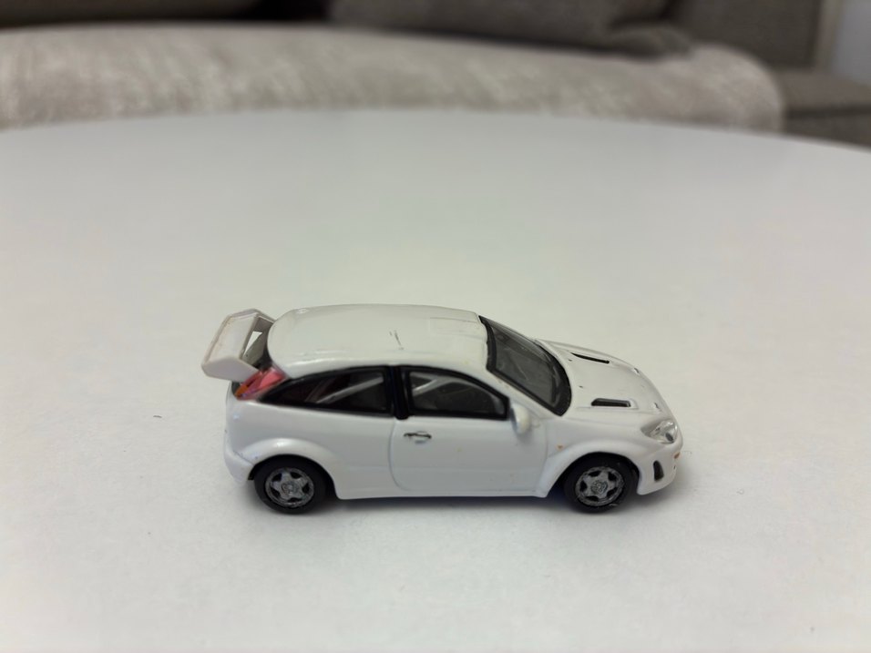Ford focus st hongwell 1:72 - Görsel 2