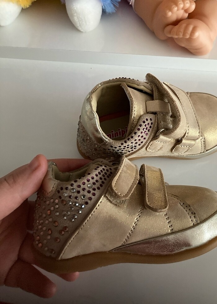 Pullu ayakkabı - Görsel 2