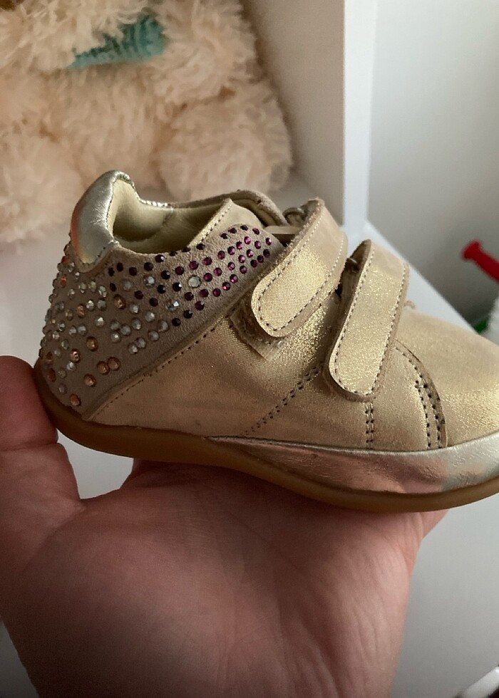 Pullu ayakkabı - Görsel 3