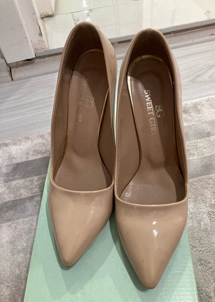 Topuklu ayakkabı - Görsel 3