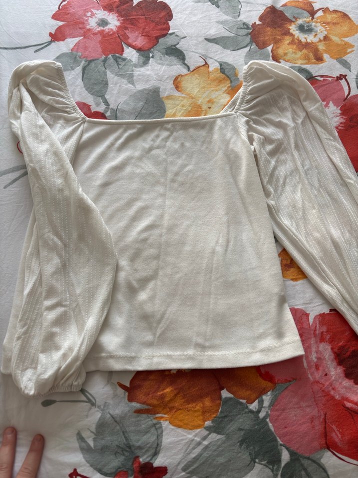 Uzun Kollu Beyaz Keten Bluz - Görsel 2