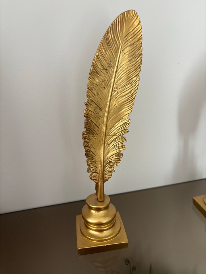 Parlak Altın Tüy Biblo - Görsel 3