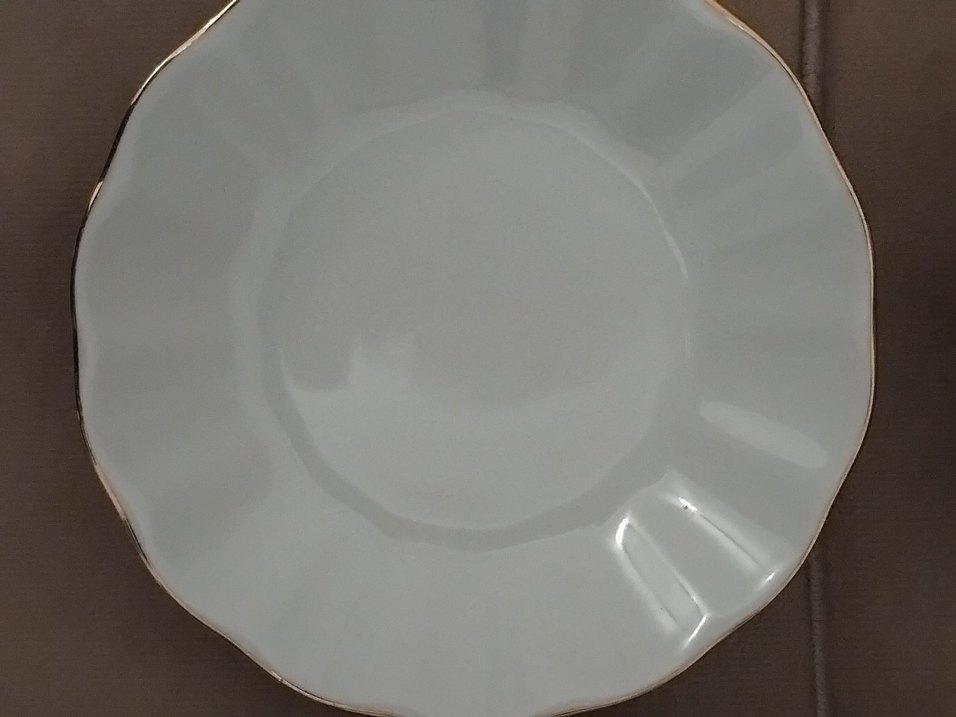 Beyaz porselen 6'lı çay tabağı - Görsel 2