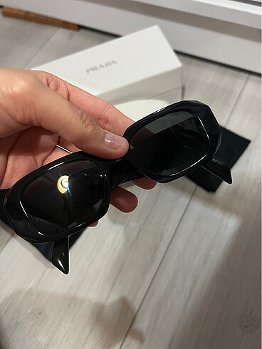 Prada Prada Güneş Gözlüğü