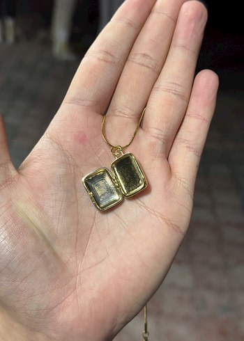 Altın Renkli Zincir Detaylı Midi Kolye - Görsel 2