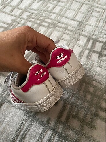 24 Beden Adidas ayakkabı