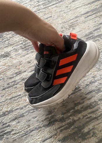 Adidas 28