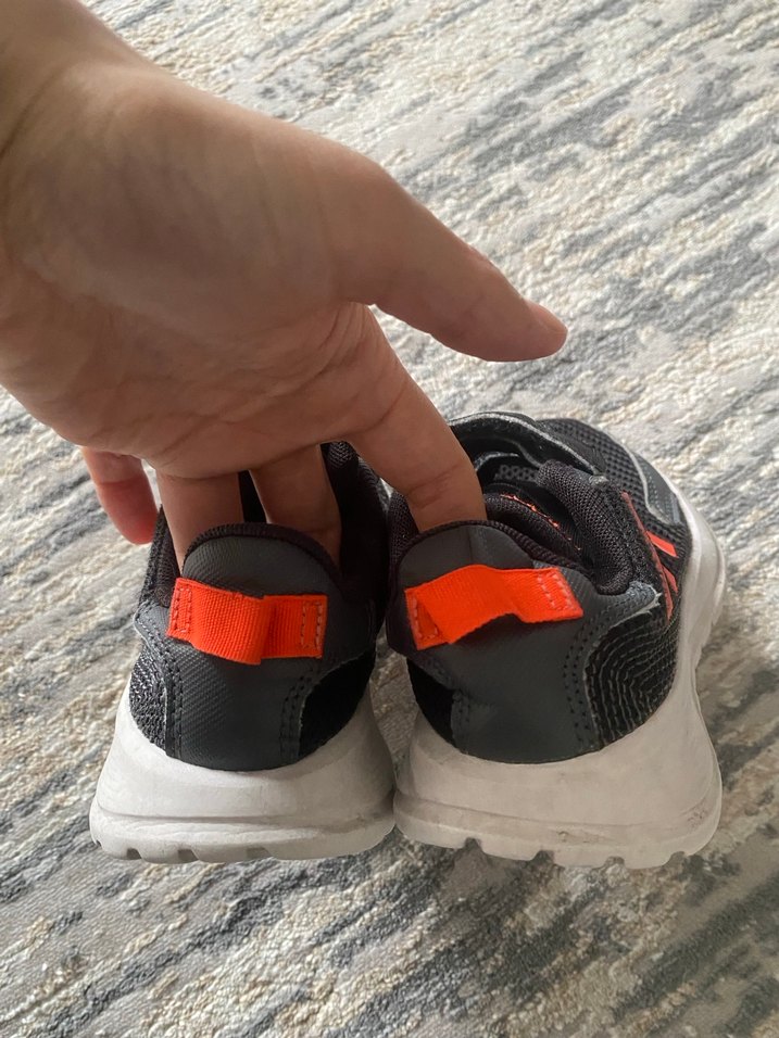 Adidas Erkek Çocuk Siyah Turuncu Spor Ayakkabı - Görsel 4