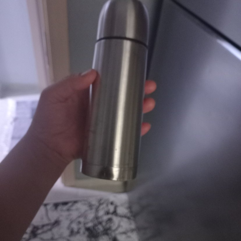 Bej ve gri bebek biberonu - Görsel 3