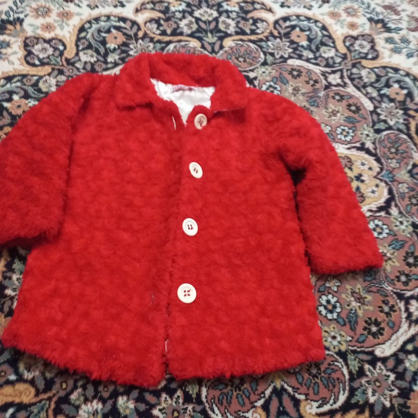 Düğmeli Kırmızı çocuk montu - Görsel 3