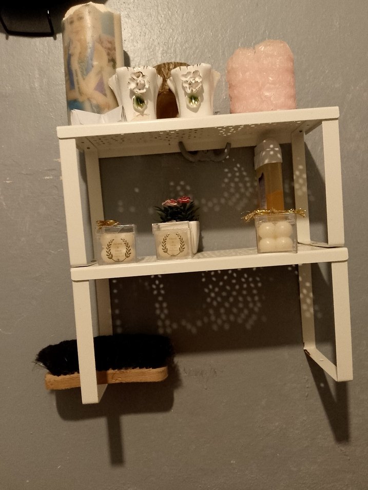 Beyaz Çocuk Rafı - Görsel 2