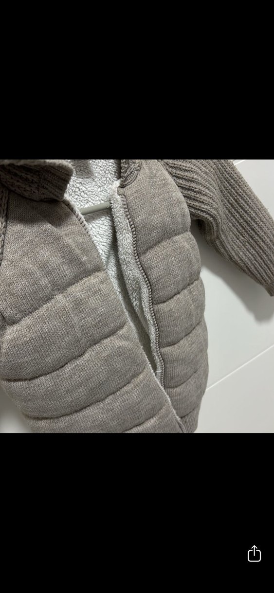 Gri Erkek Çocuk Örgü Detaylı Mont - Görsel 3