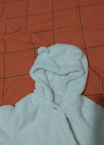 Bebek Kız Tulum Beyaz Kürklü Kapüşonlu - Görsel 2