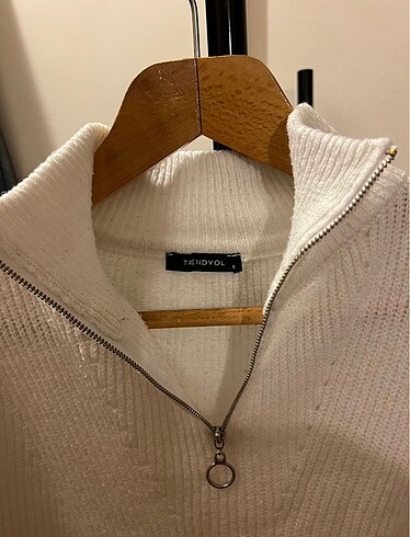 l Beden Trendyol Fermuarlı Beyaz Kazak Oversize