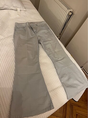 LCW Buz Mavisi İspanyol Paça Pantolon
