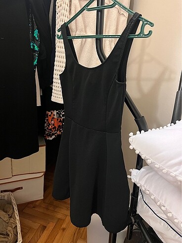 Zara Askılı Siyah Mini Elbise