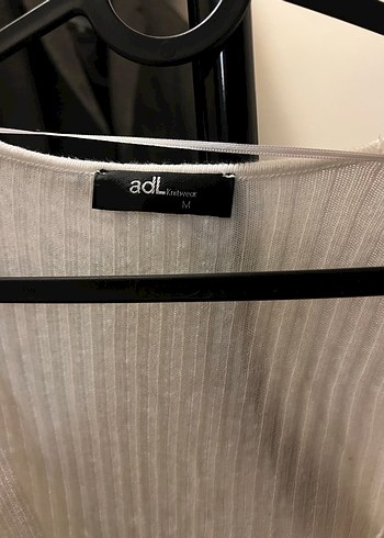 adL Beyaz Fitilli V Yaka Kruvaze Triko Bluz - M Beden - Görsel 2